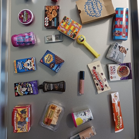 ONE, (RANDOMLY SELECTED) HAND-MADE, MINI-BRAND, REFRIGERATOR, MAGNET - Picture 1 of 10